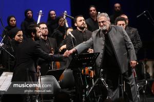 ارکستر ملی موسیقی ایرانی و آذربایجانی اجرا می‌کند